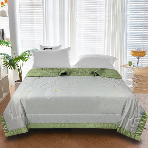 Luxurious Silky Quilt Set Bowlift