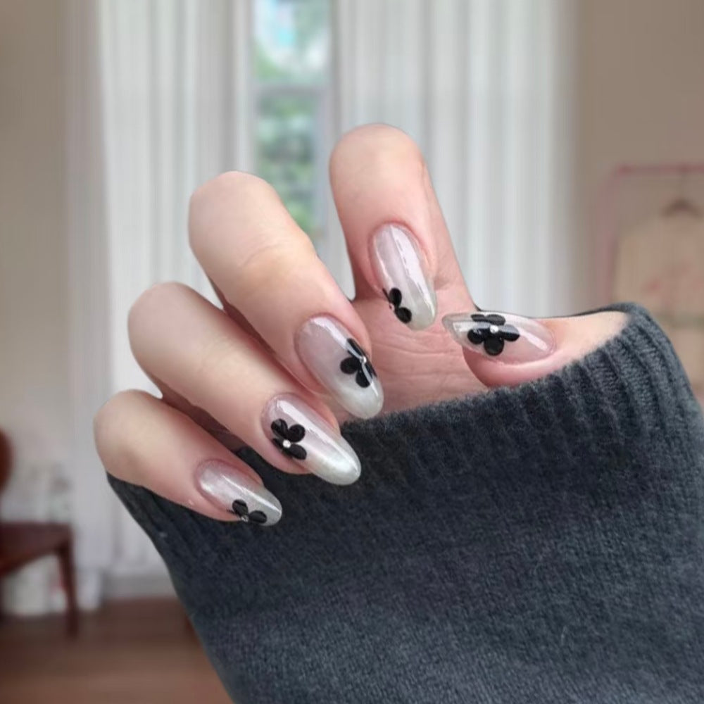 Floral-Inspired Press-On Nail Design Bowlift
