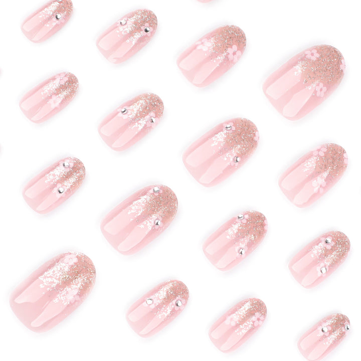 Artful gel nails with sparkling accents Bowlift