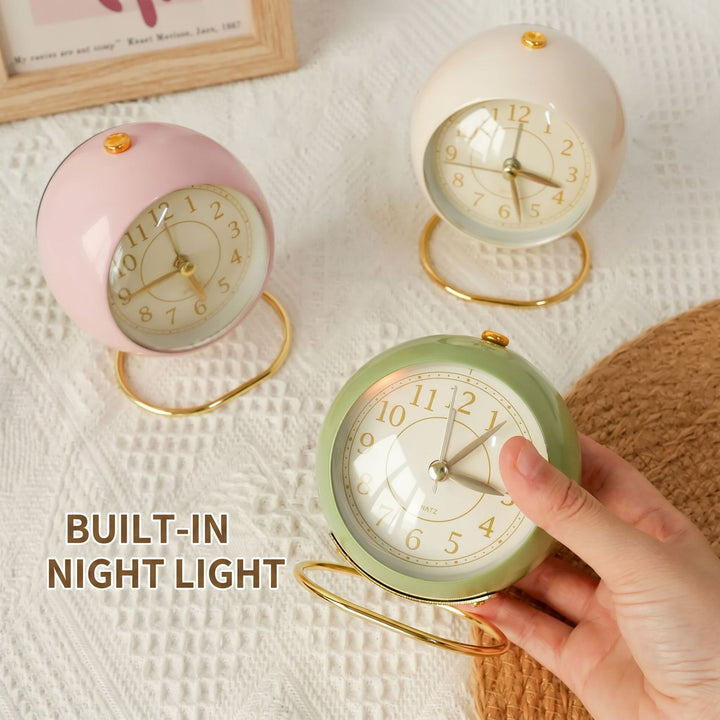 Vintage Desk Clock in Elegant Retro Design Bowlift