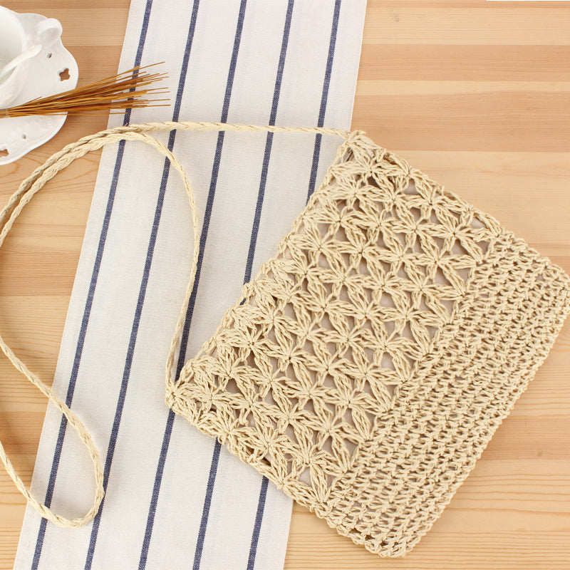 Hand-knotted shoulder bag with floral details Bowlift