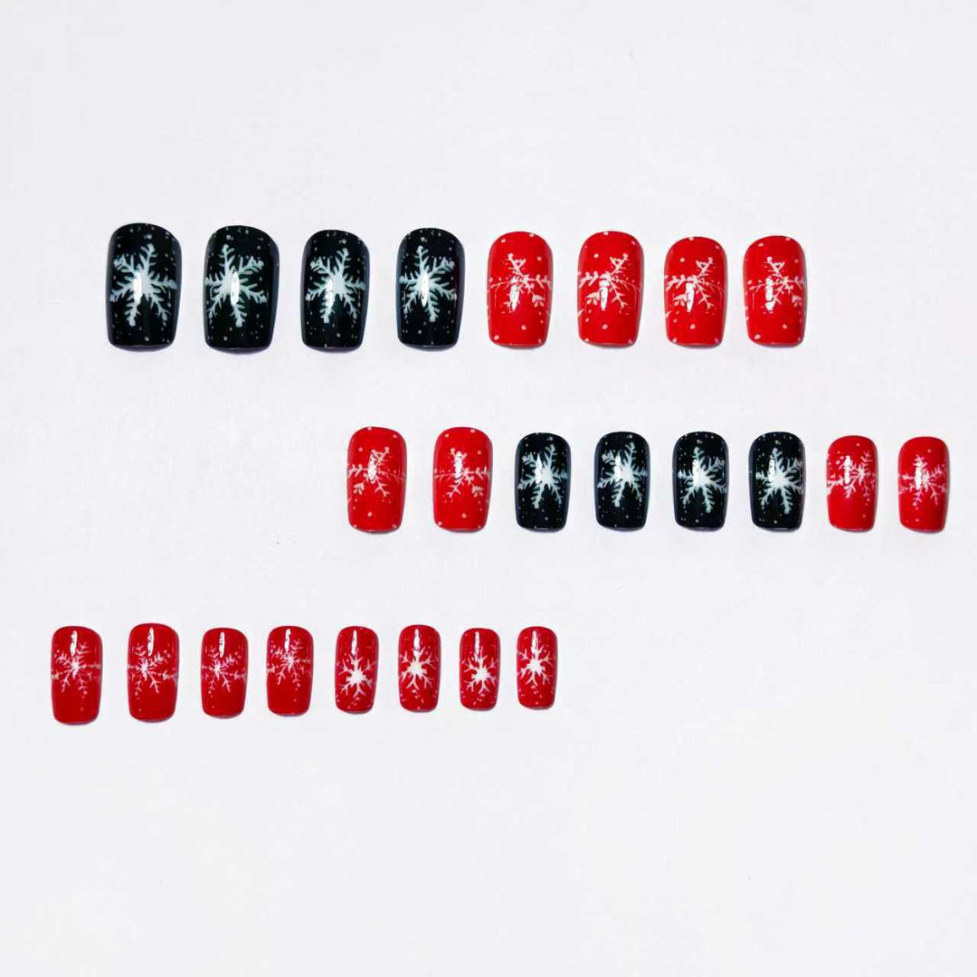 Artificial nails with winter snowflake design Bowlift