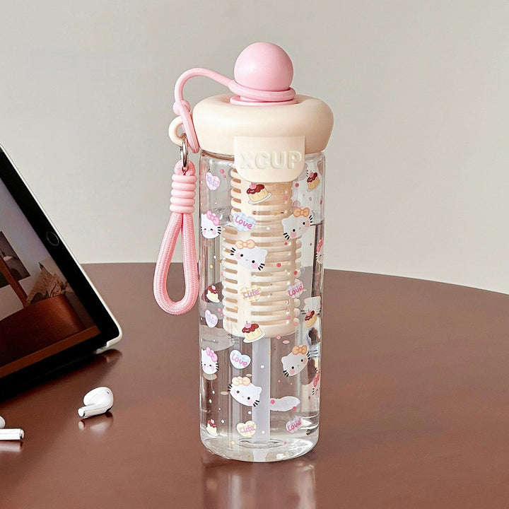 Women's playful water bottle with integrated fruit filter Bowlift