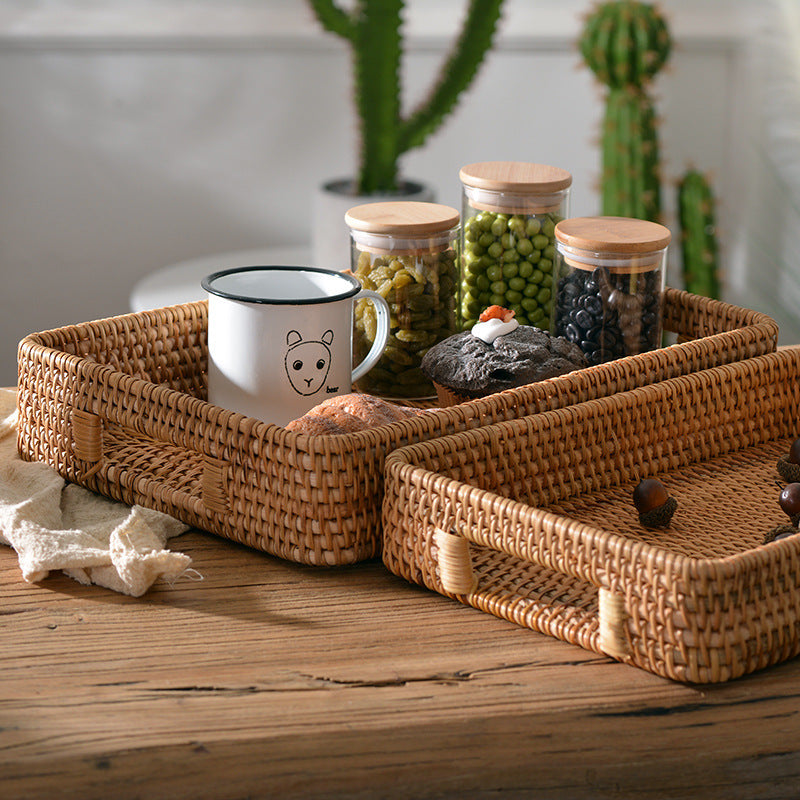 Ladies rectangular serving basket with practical handles Bowlift