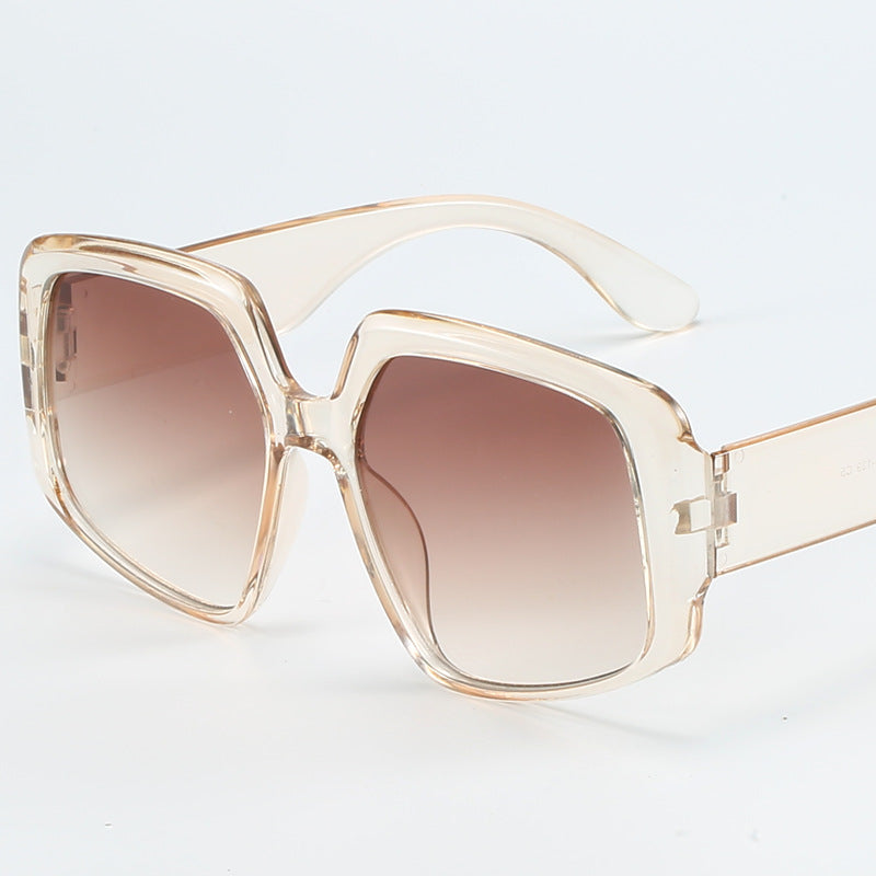Women's modern square sunglasses with high-quality UV protection technologies Bowlift