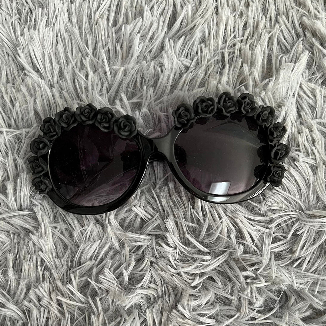 Women's sunglasses with floral accents Bowlift