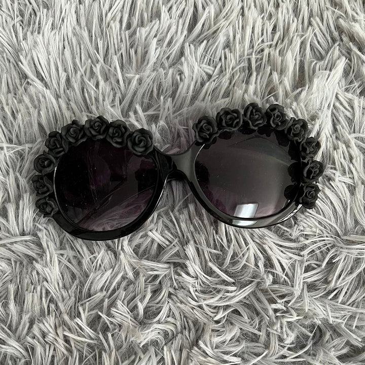 Women's sunglasses with floral accents Bowlift