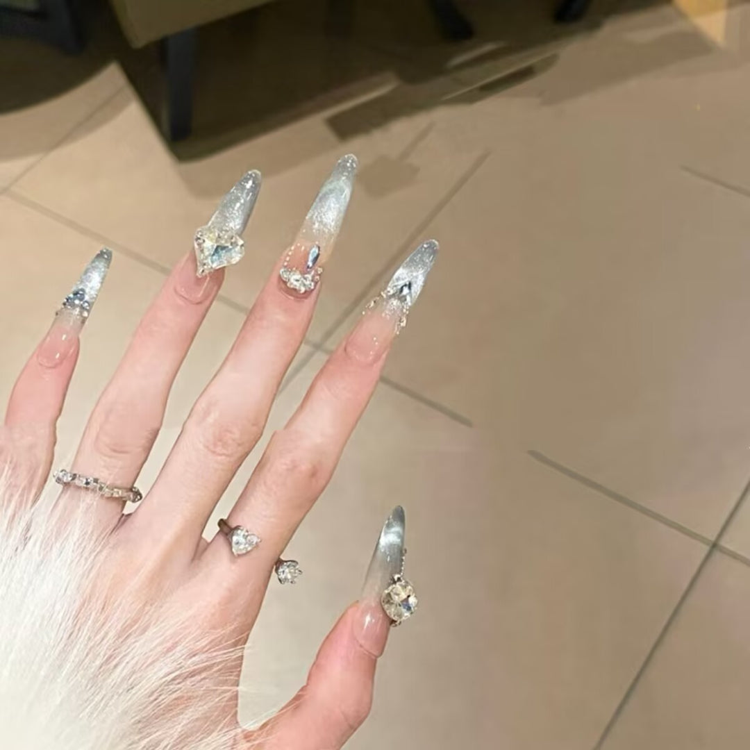 Artistic Press-On Nail Set Bowlift