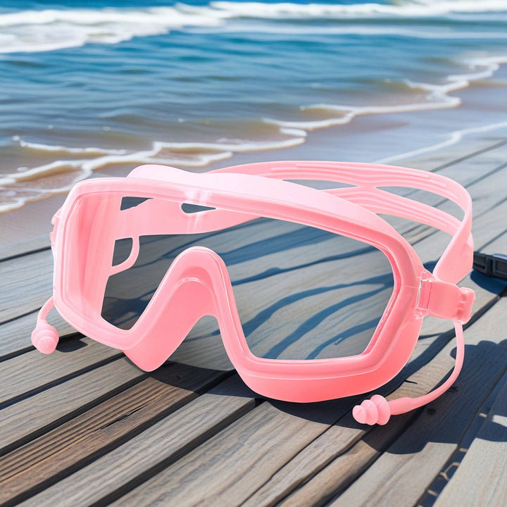Diving mask with flexible silicone edge Bowlift
