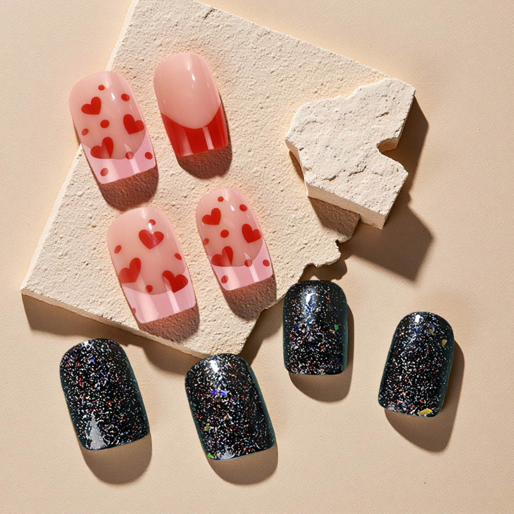 Creative artificial nails with heart design and glitter effects Bowlift