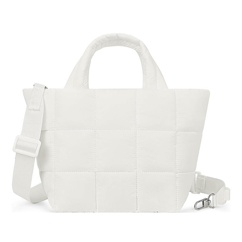 Fashionable quilted handbag Bowlift
