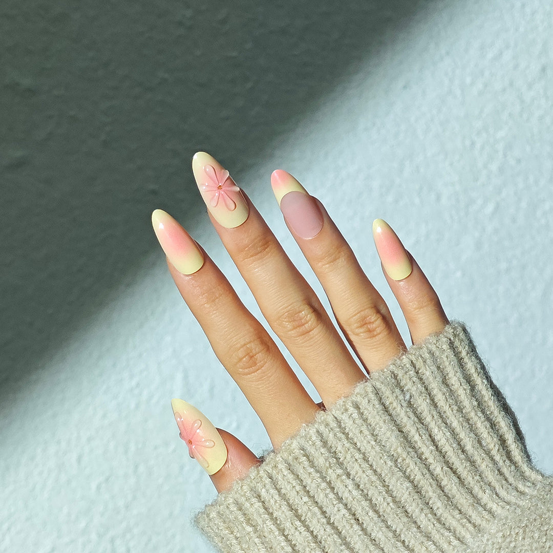 Decorative Floral Press-On Nail Extensions Bowlift