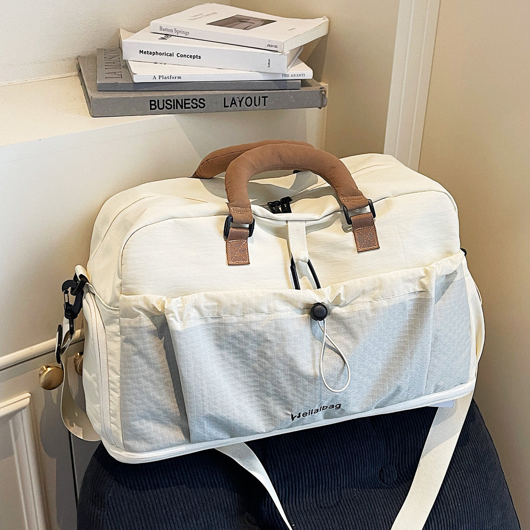 Ergonomic Travel Duffle Bag Bowlift