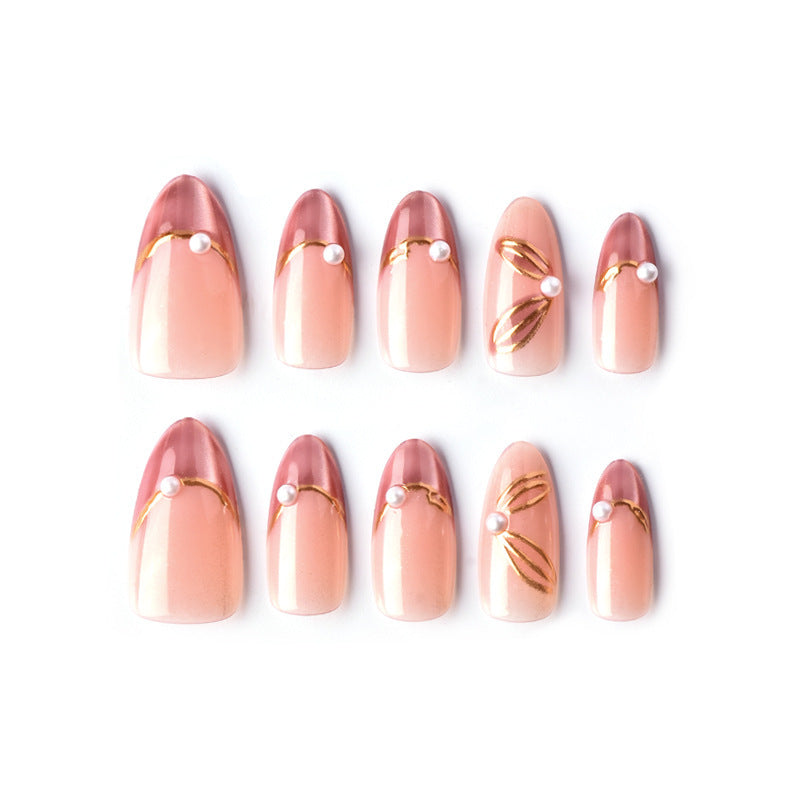 Elegant and artistic nail art Bowlift