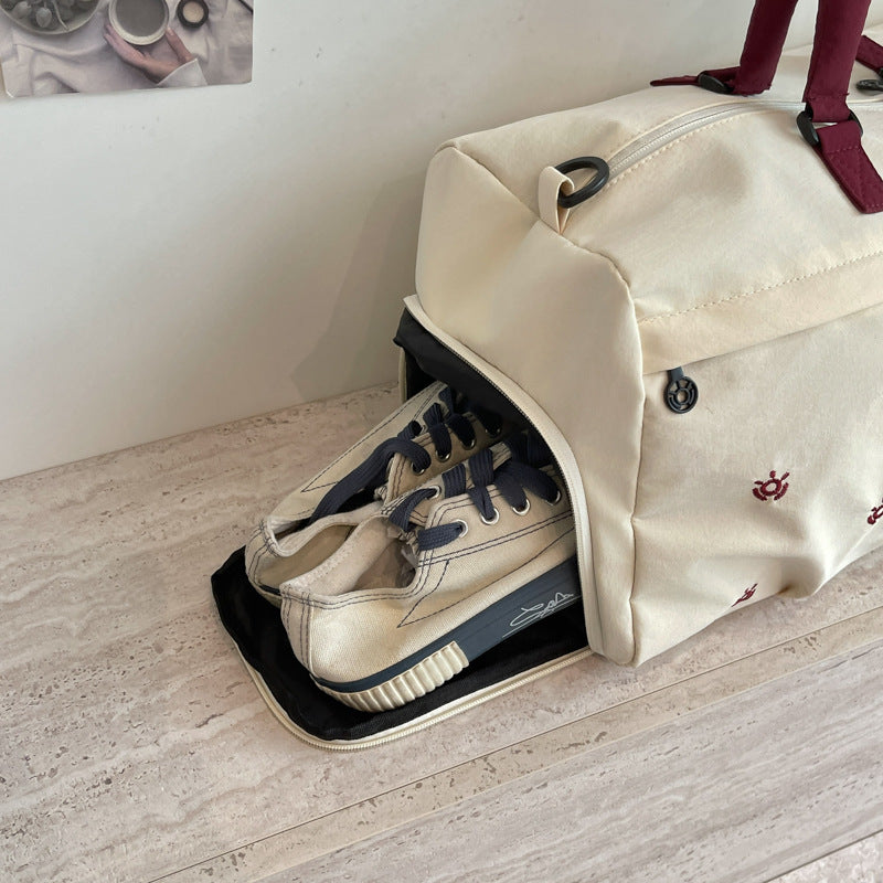 Sporty Multifunctional Duffel Bag With Adjustable Shoulder Strap And Sturdy Handles Bowlift