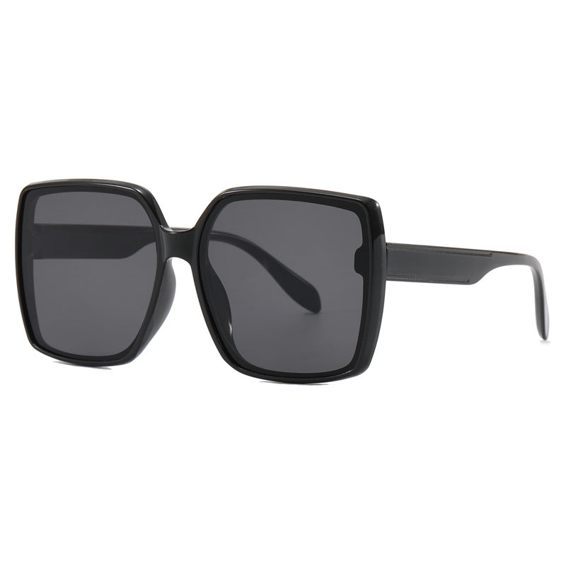 Ladies oversized sunglasses in modern tortoiseshell design Bowlift