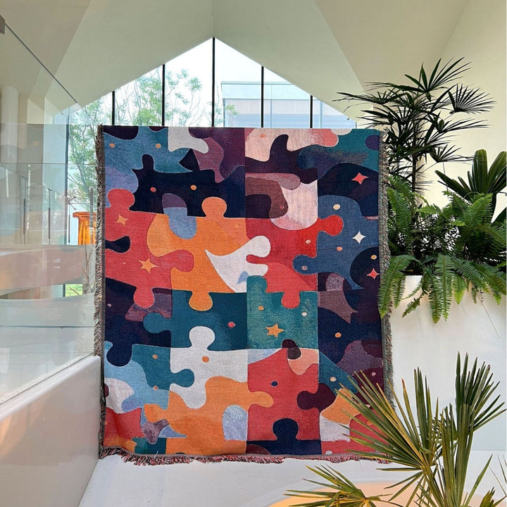 Puzzle Patterned Woven Throw Blanket