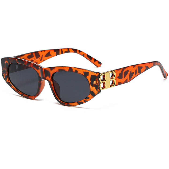 Women's Designer Sunglasses with Luxurious Frame Accents Bowlift