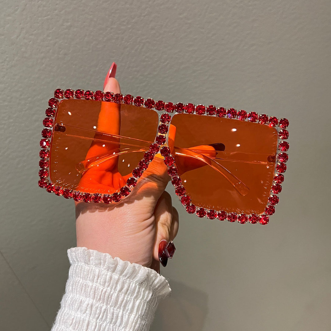 Women's Oversized Sunglasses with Sparkling Rhinestone Frame Bowlift