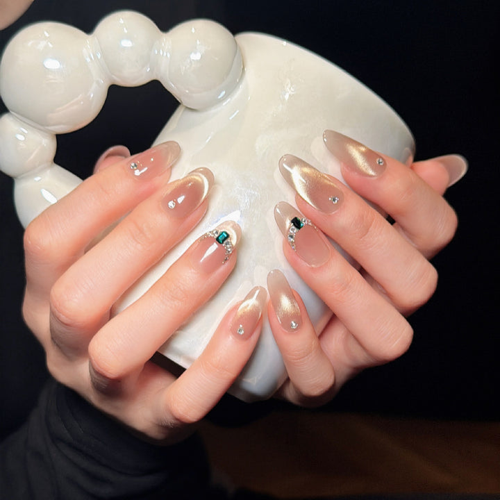 Elegant Rhinestone Ombre Press-On Nails Bowlift