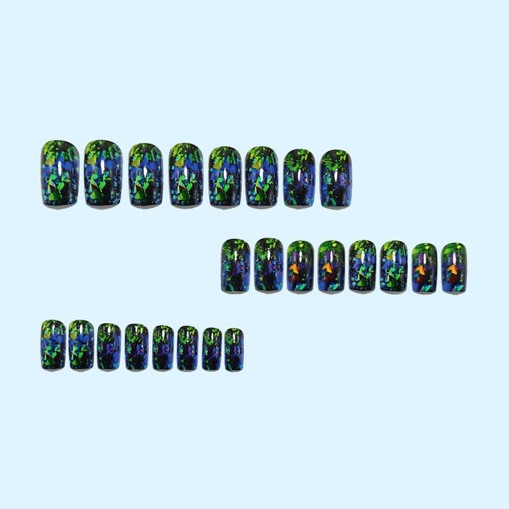 Glamorous artificial nails with color change effect Bowlift
