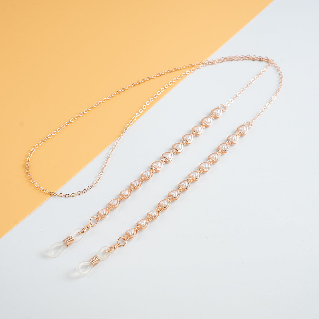 Elegant Pearl-Linked Eyewear Chain Bowlift
