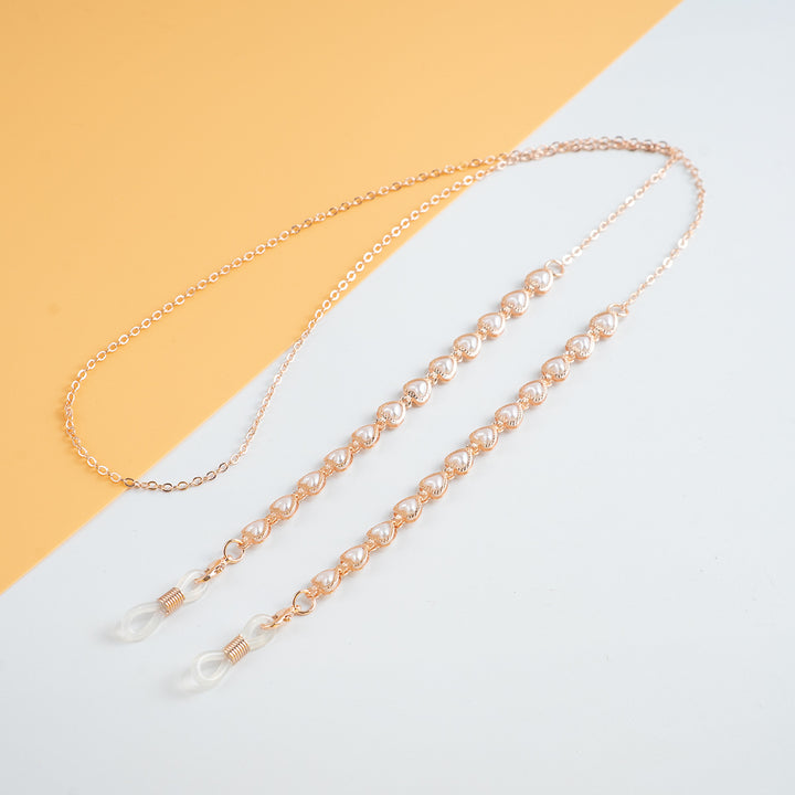 Elegant Pearl-Linked Eyewear Chain Bowlift