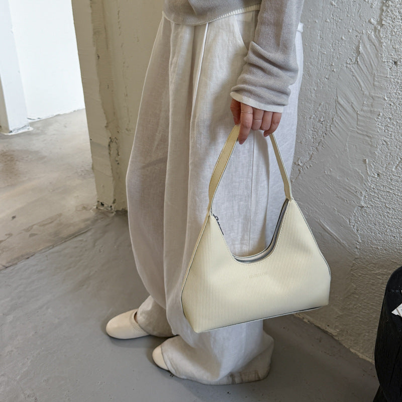 WoTextured Ribbed Hobo Handbag Bowlift