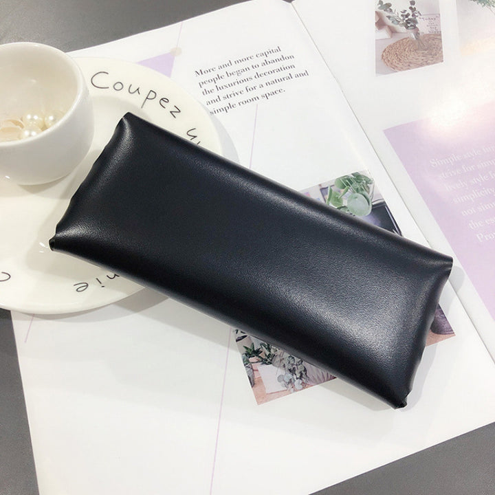 Ladies elegant case for sunglasses Bowlift