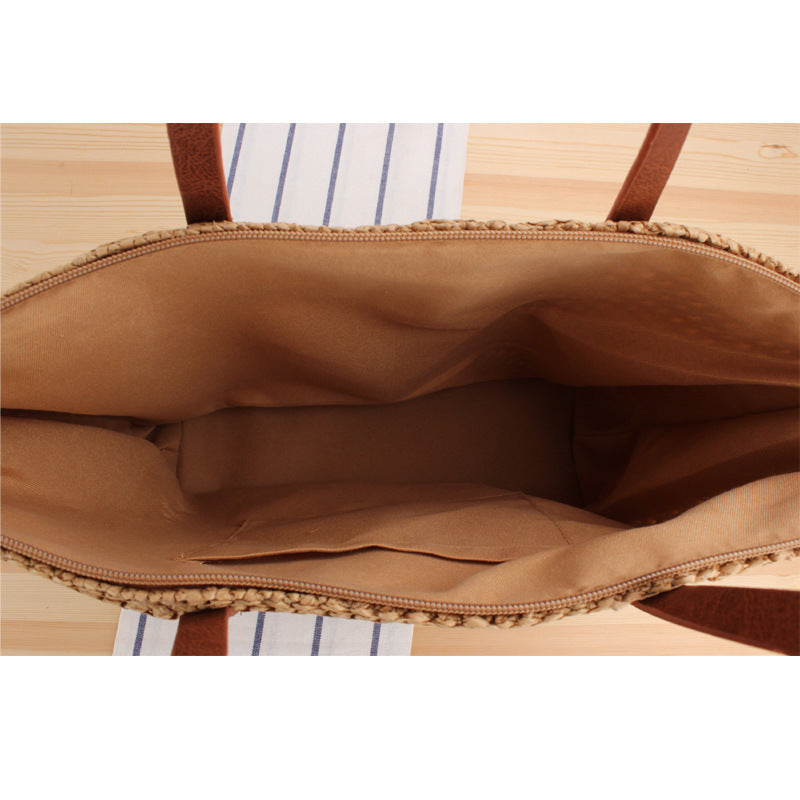 Elegant Bast handbag with leather handles Bowlift