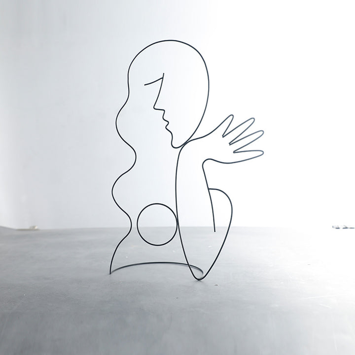 Artistic Line Art Sculpture