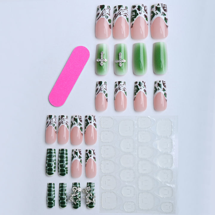 Artificial nails with striking design Bowlift