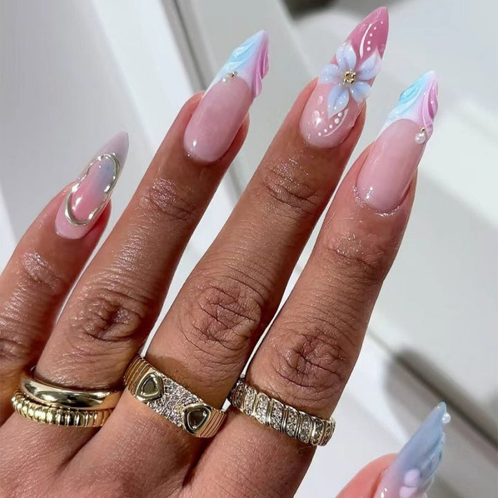 Artificial nails with flower pattern and glamorous accents Bowlift