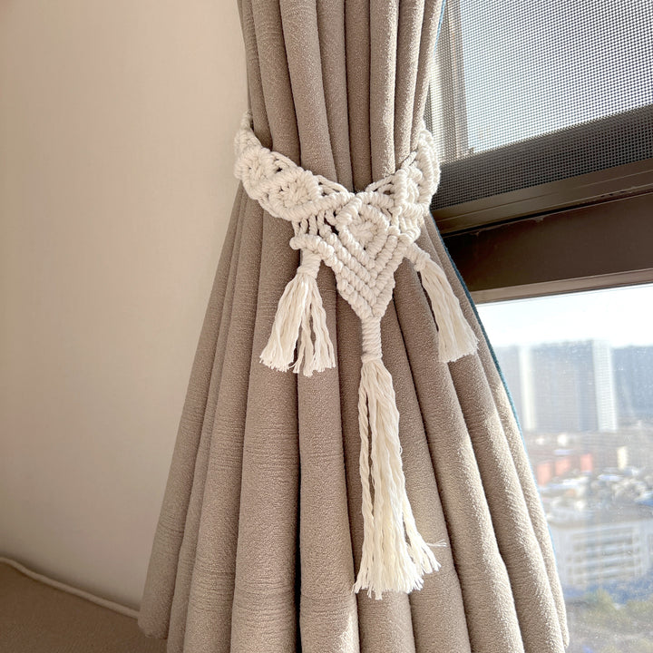 Macrame Decorative Eyewear Strap Bowlift