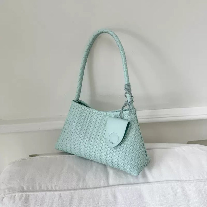 Braided Handbag Bowlift