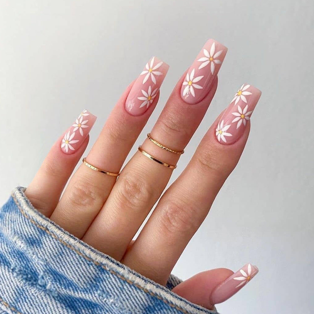 Artistic Nail Extensions with Blooming Accents Bowlift