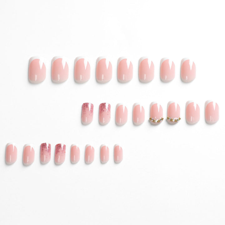 Glamorous Art Nails Bowlift