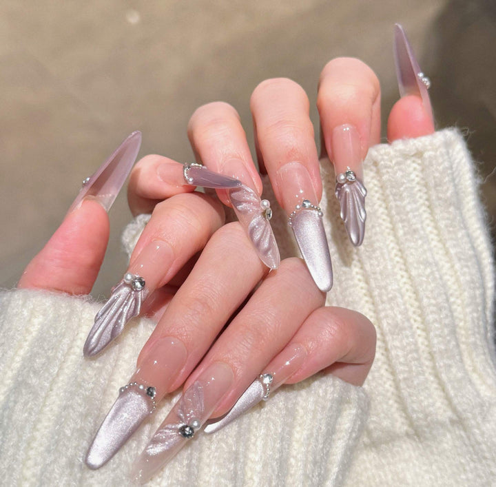 Crystal-Embellished Press-On Nail Extensions Bowlift