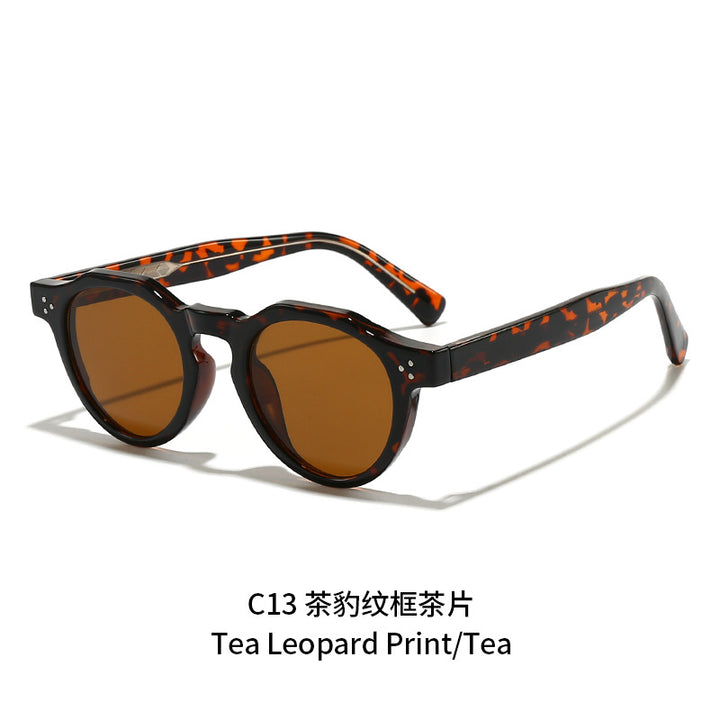 Ladies fashionable sunglasses in unique retro style Bowlift