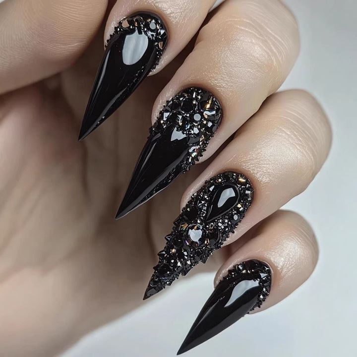 Artificial Nails in Elegant Stiletto Design with Sparkling Rhinestone Accents Bowlift