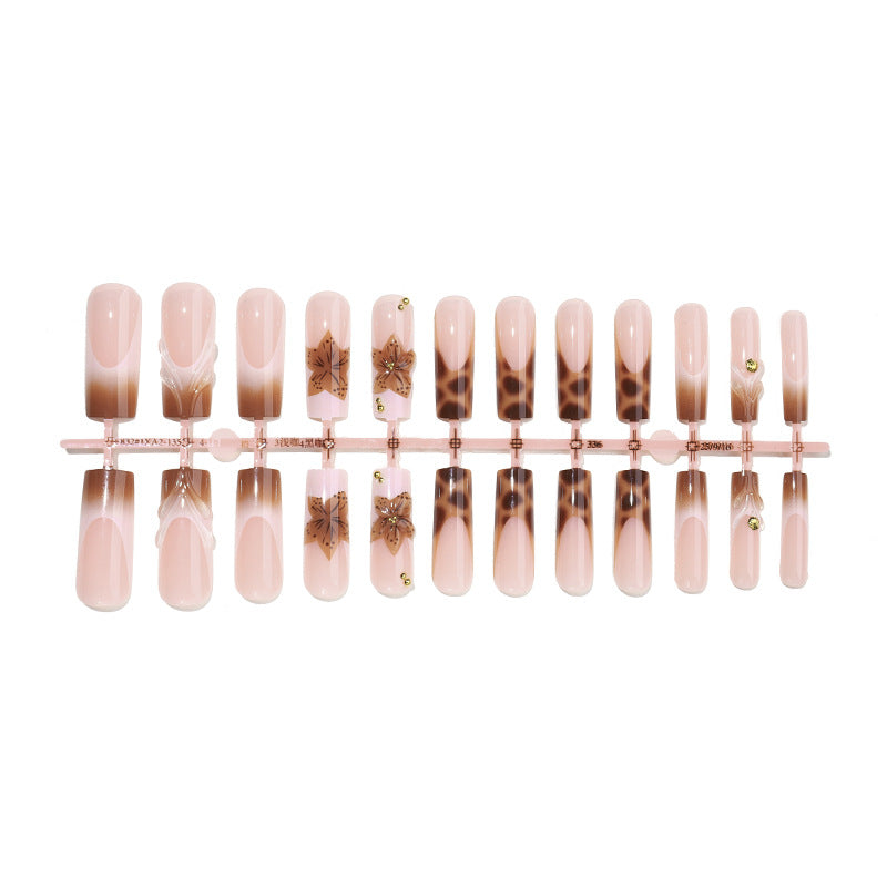 Elegant Floral Press-On Nail Set Bowlift