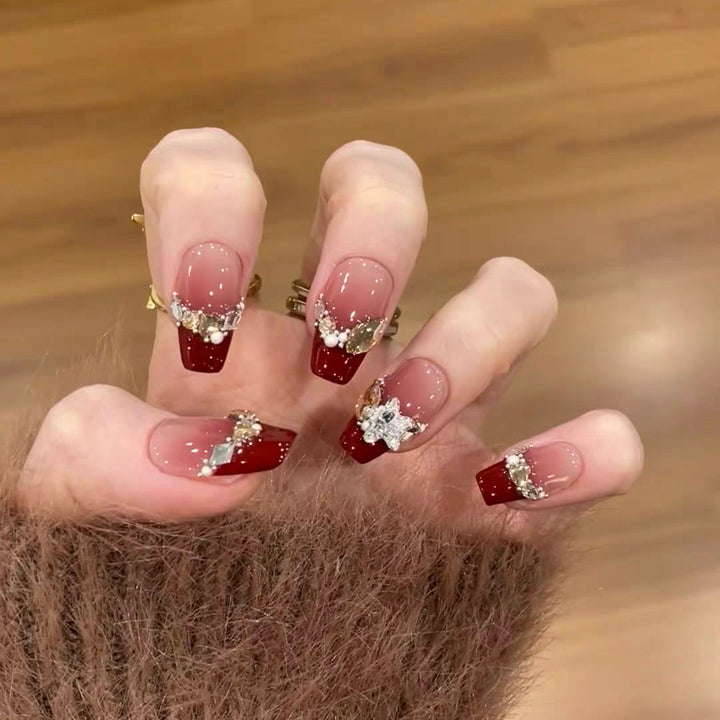 Artificial Nails in Stylish Ombre Design Bowlift