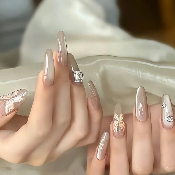 Elegant Press-On Nail Set with Glossy Finish Bowlift