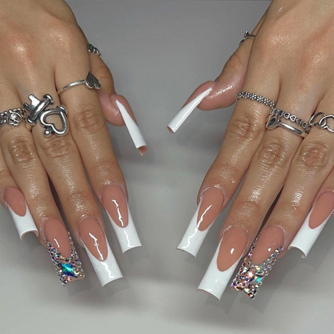 Elegant French Tip Acrylic Nail Set Bowlift