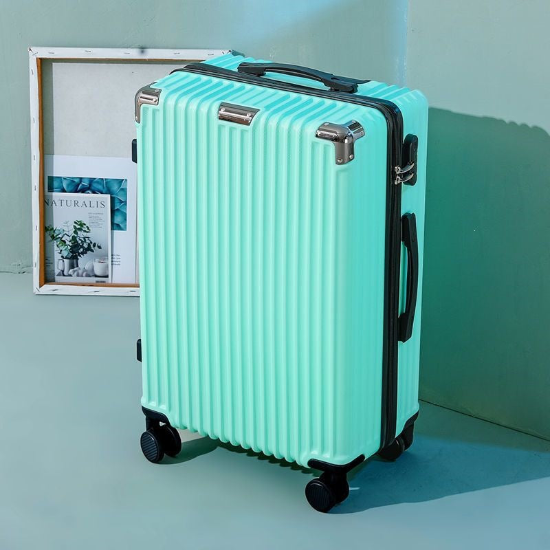 Hard Shell Travel Suitcase With Robust Rolling System Bowlift