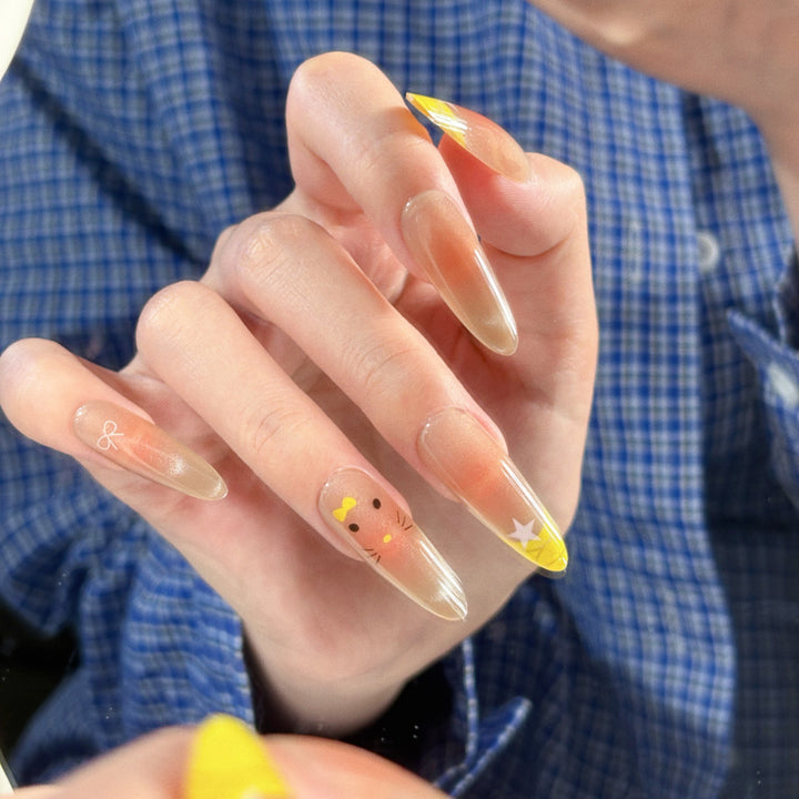 Artistic Press-On Nail Design Bowlift