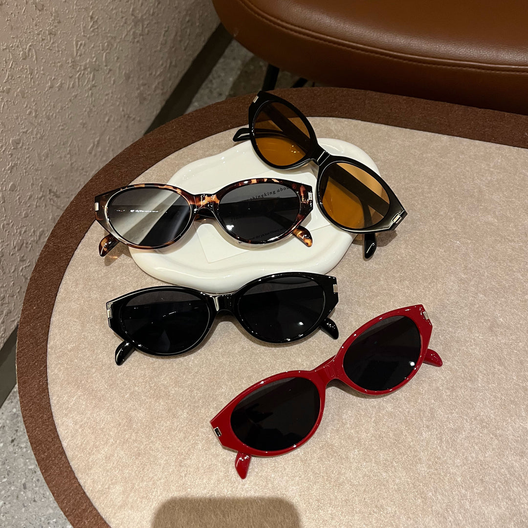 Stylish Cat Eye Sunglasses with Unique Pattern Bowlift