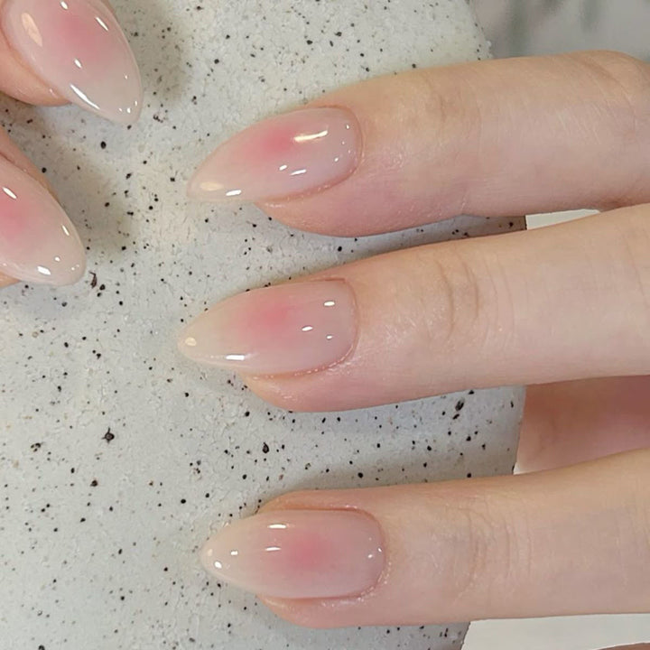 Artificial Nails in Elegant French Style Bowlift