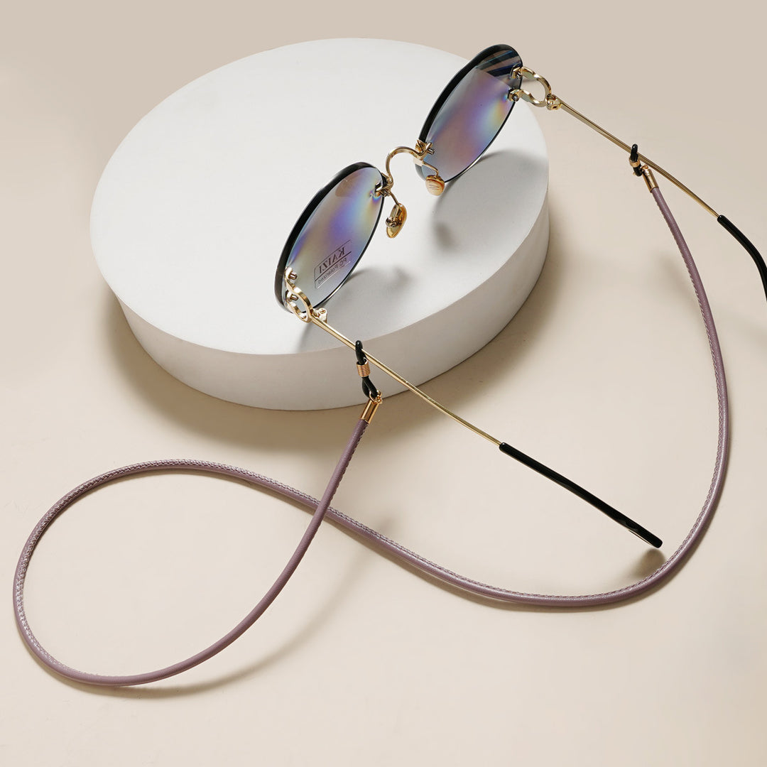Adjustable Eyewear Retainer Bowlift