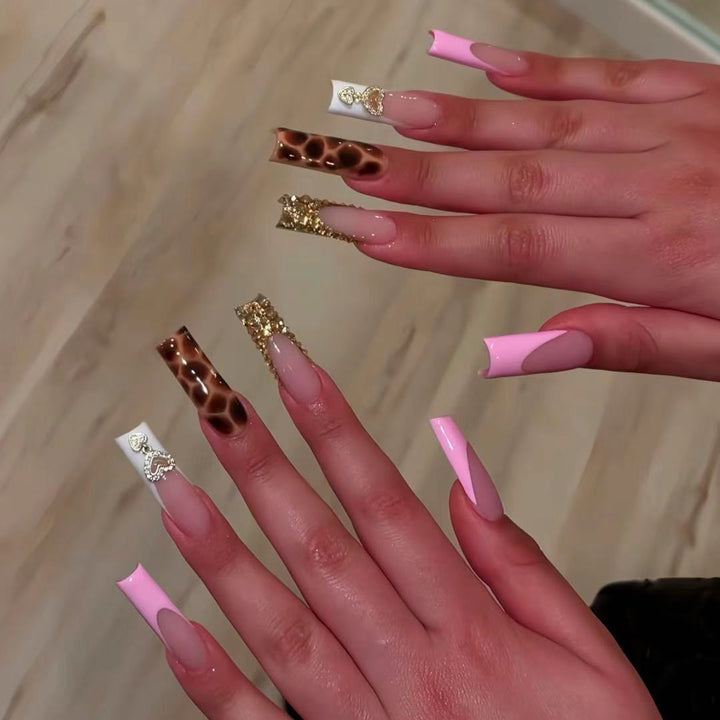Glamorous Decorative Long Press-On Nails with Metallic Accents Bowlift
